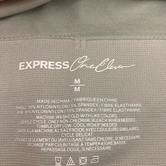 Green sorts bra - Picture 3 of 3